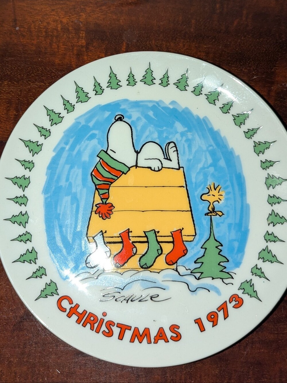 Snoopy Collector Peanut Christmas 1973 Plate – White, Yellow, Blue, Red, Green